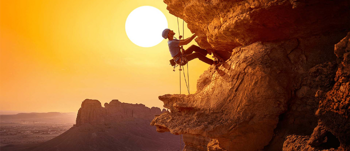 Navigate the Holiday Shopping Season: Top Gifts for the Adventurer on Your List